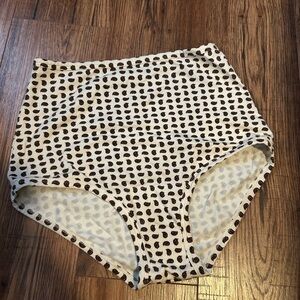 ARQ 2 Pairs of High Rise Undies